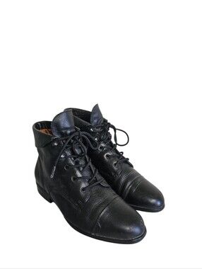 Vintage Maine Woods Black Leather Boots Women's Sz 6 Pixie Granny USA